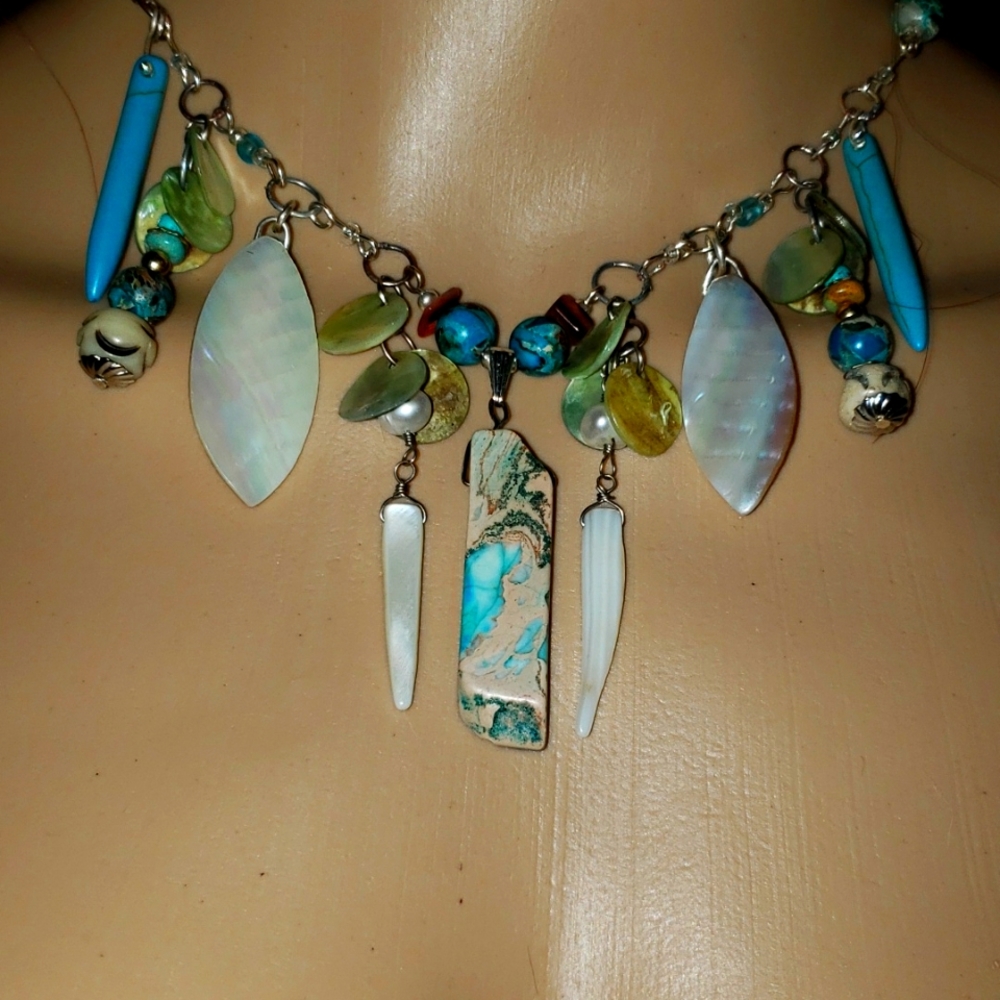 Turquoise and shell necklace set